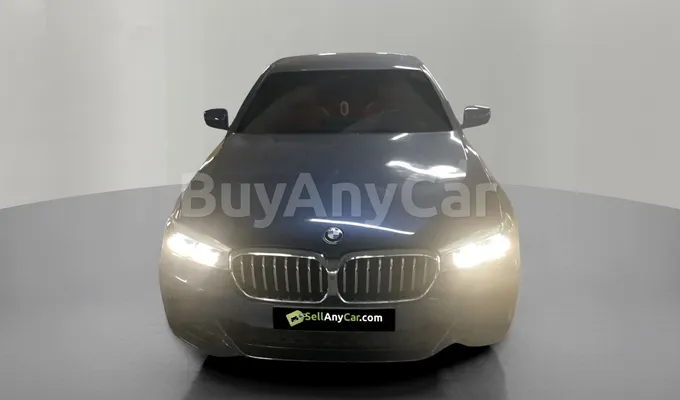 carsDetail