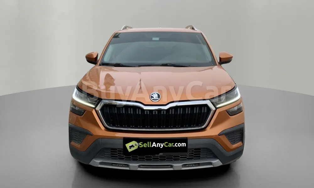 Vehicle photo 1