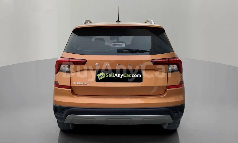 Vehicle photo 2