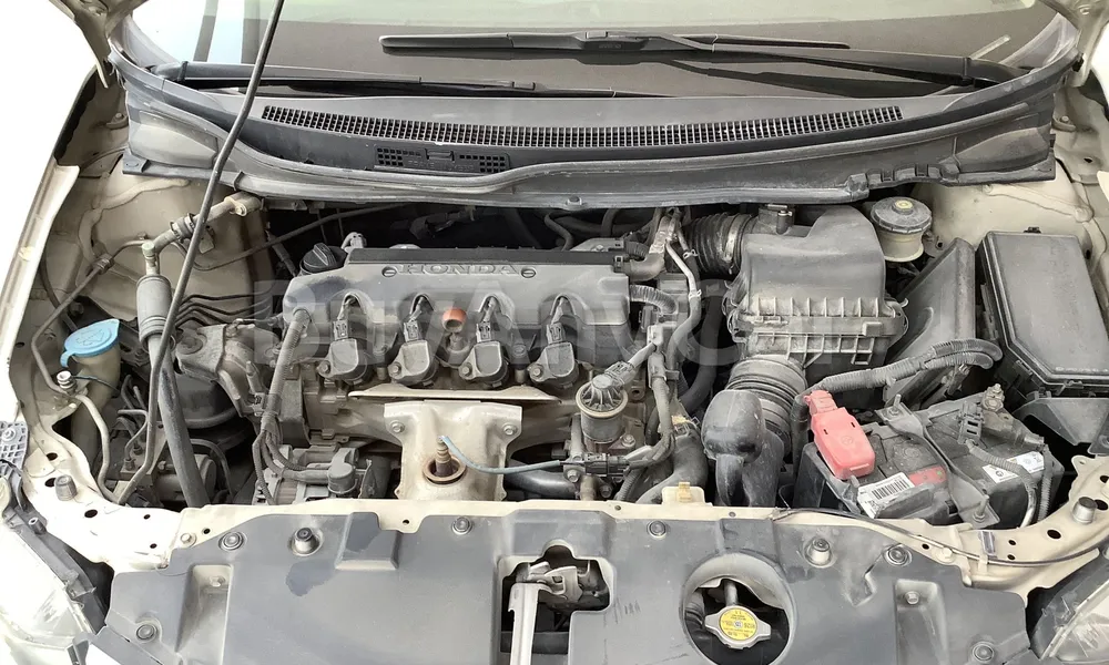 Vehicle photo 6
