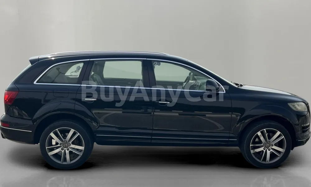Vehicle photo 3