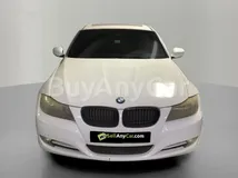 BMW 3-Series 2011