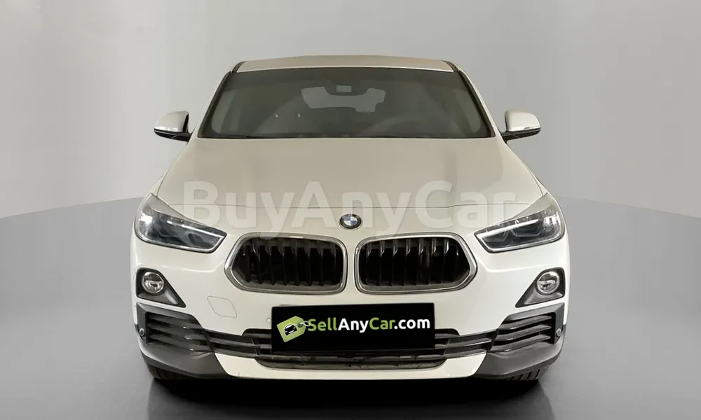 Vehicle photo 1