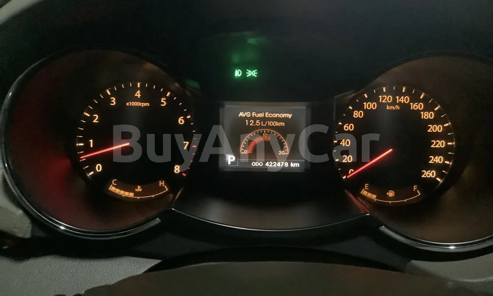Vehicle photo 6