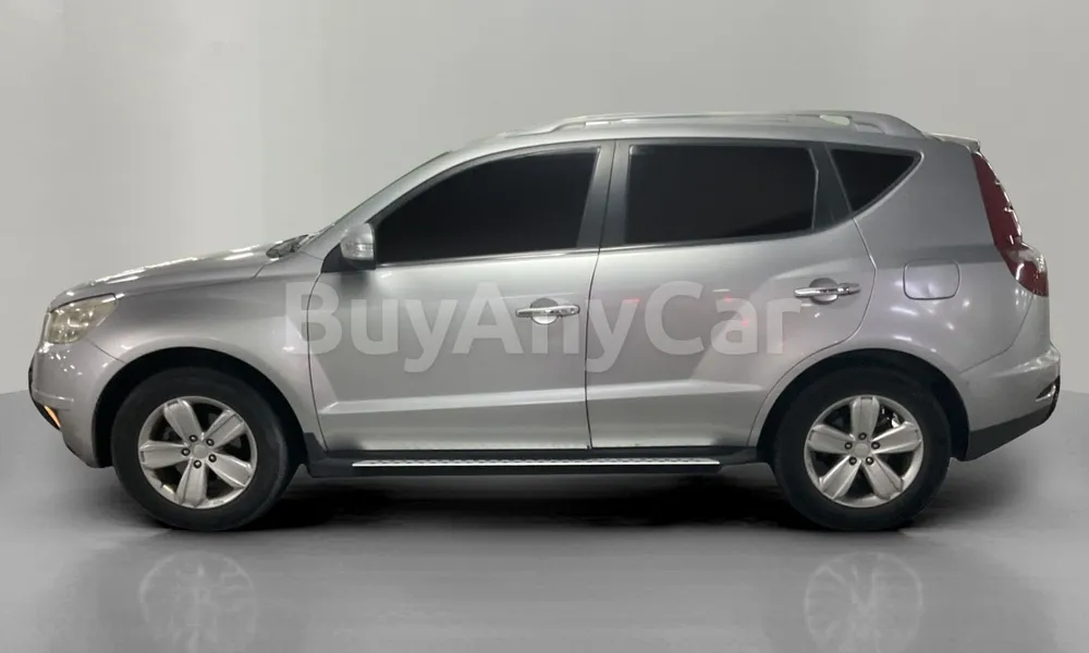Vehicle photo 4