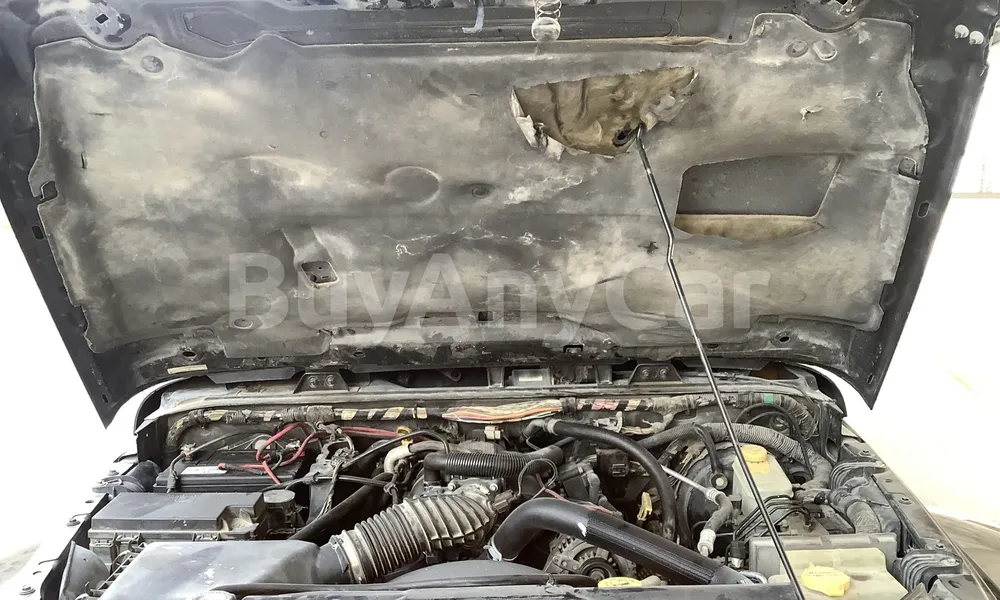 Vehicle photo 6