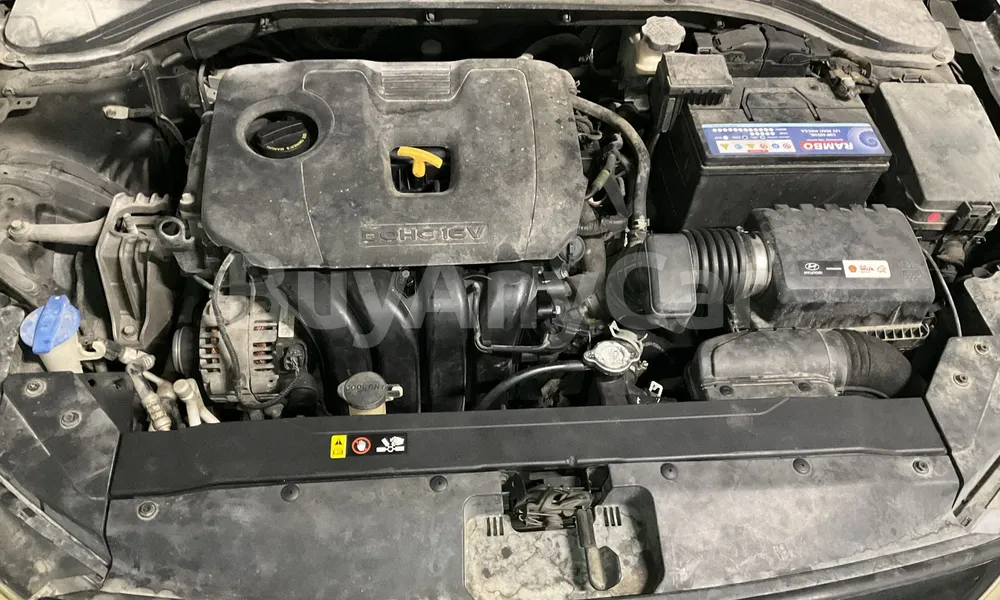 Vehicle photo 7