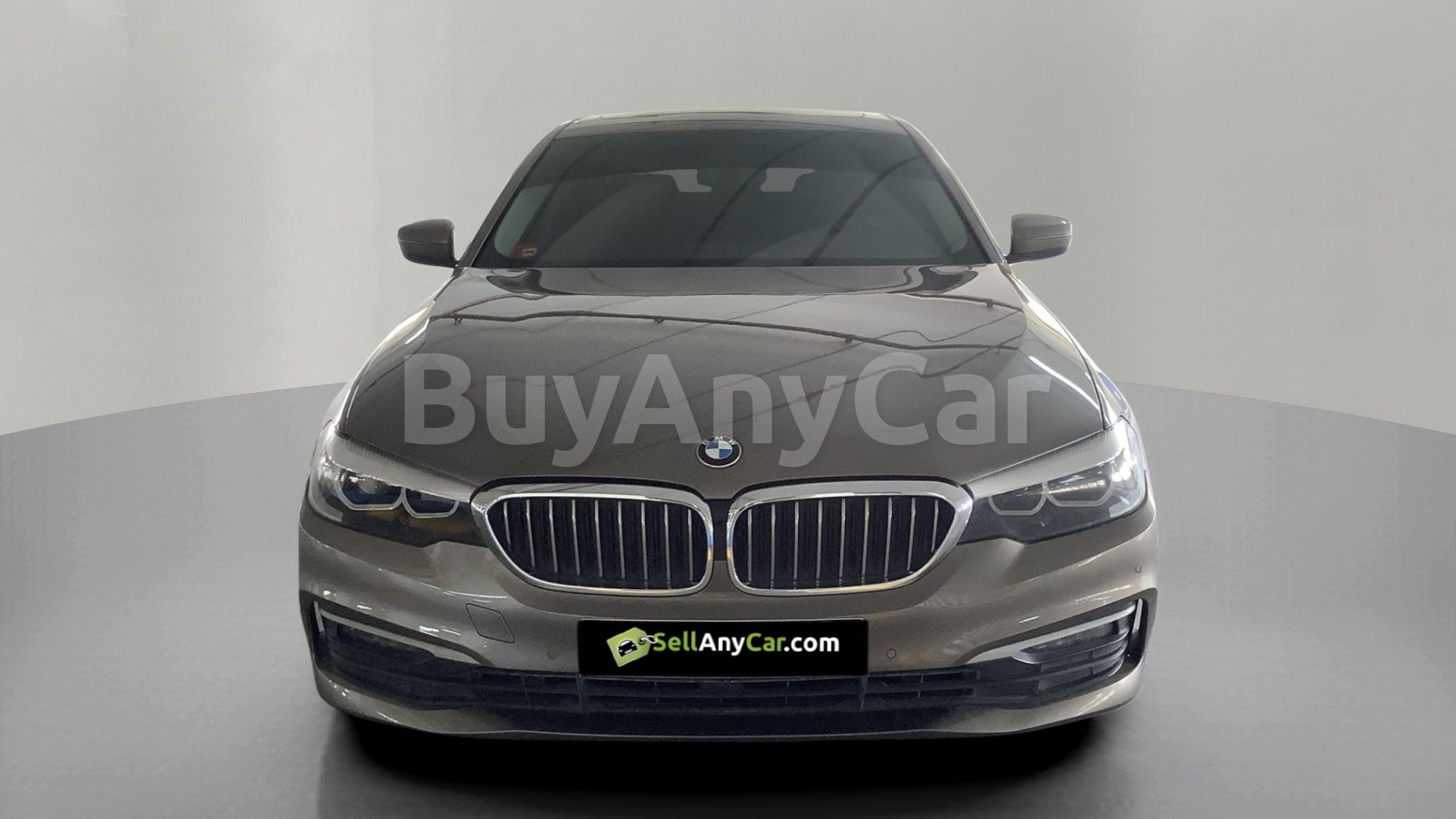 BMW 5-Series 2020