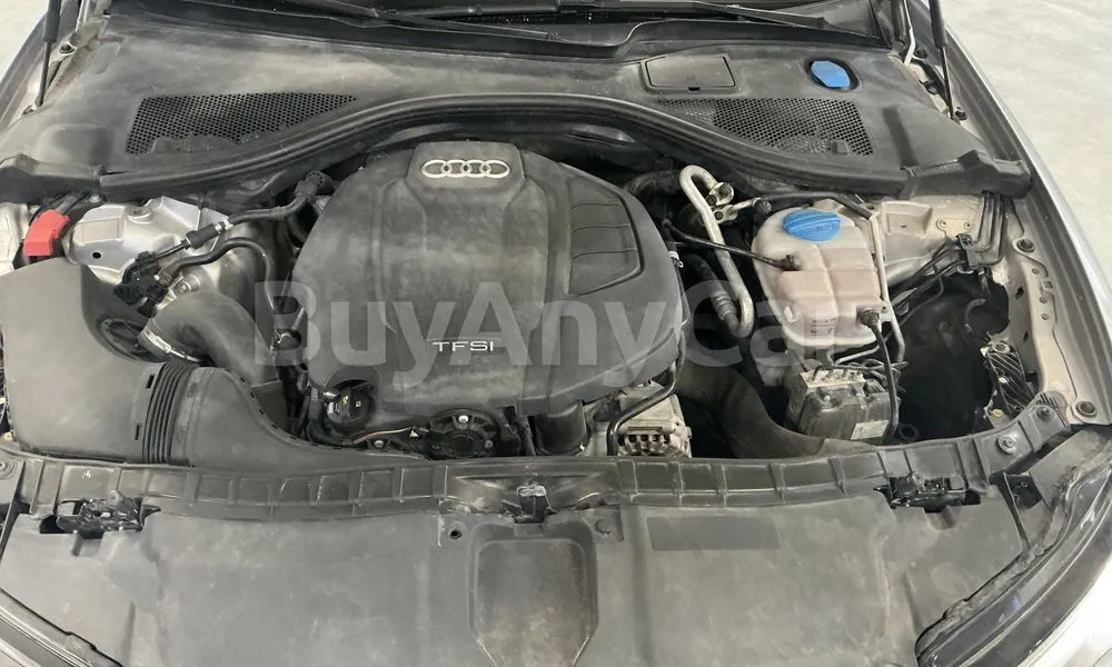 Vehicle photo 6