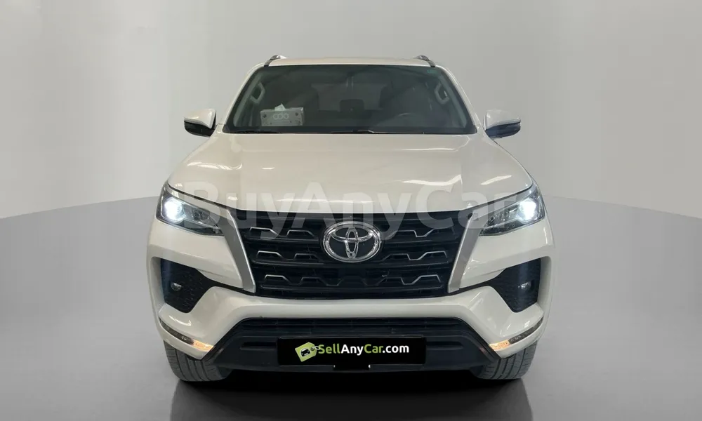 Vehicle photo 1