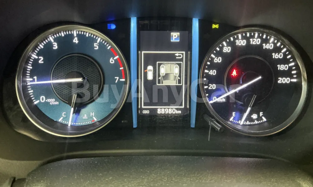 Vehicle photo 6