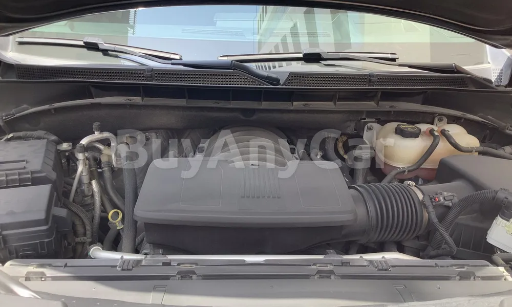 Vehicle photo 6