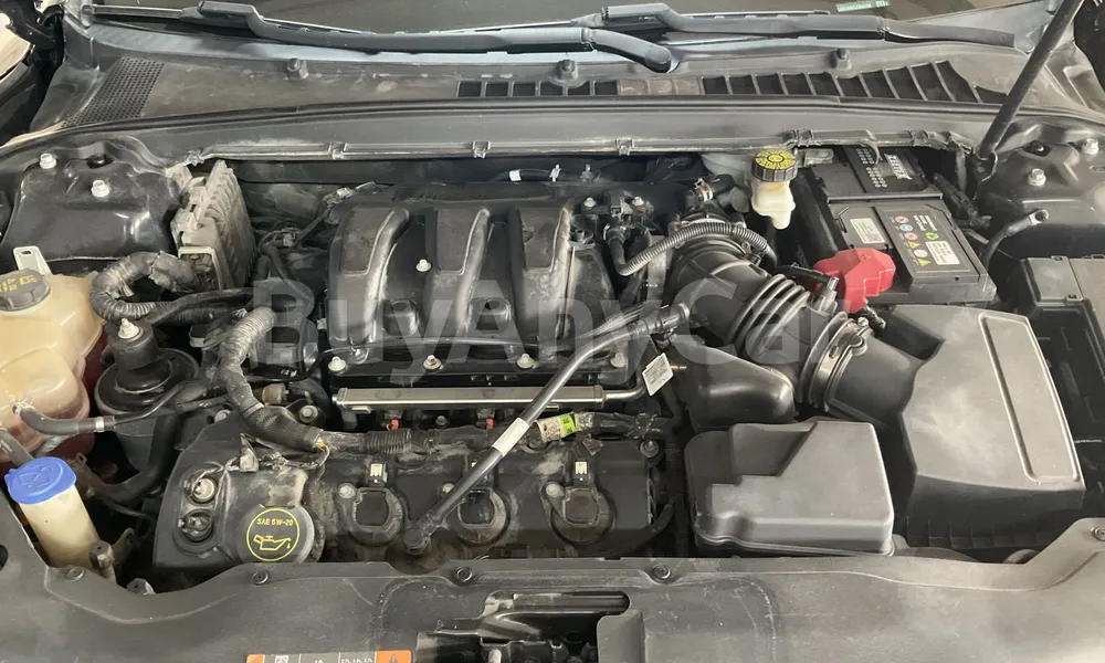 Vehicle photo 6