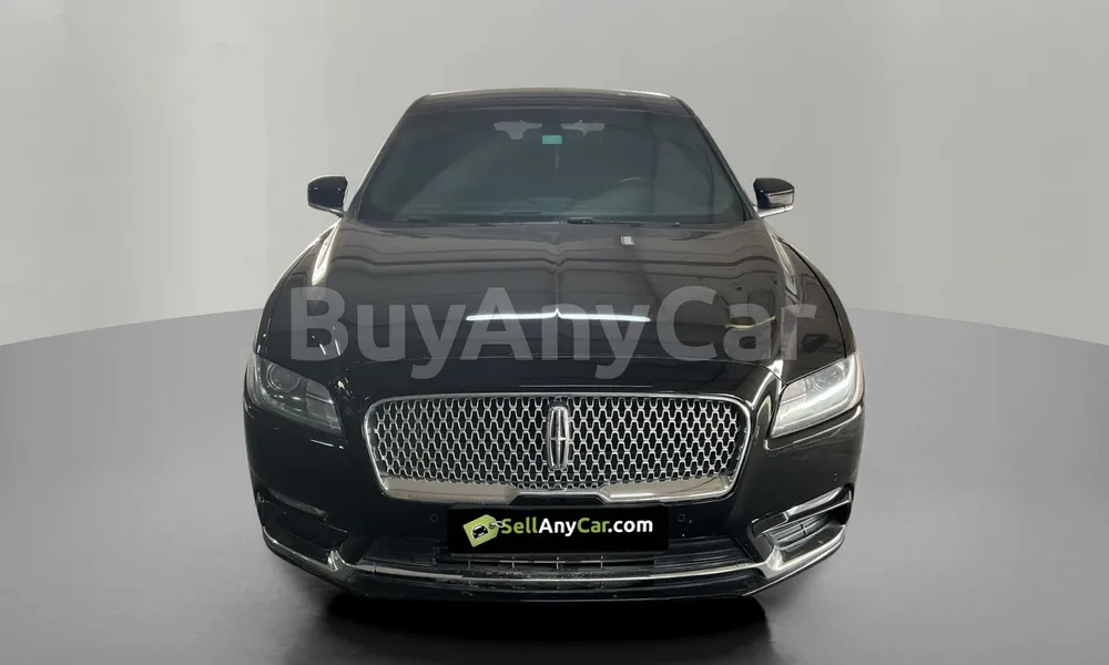 Vehicle photo 1