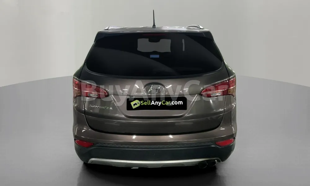 Vehicle photo 2