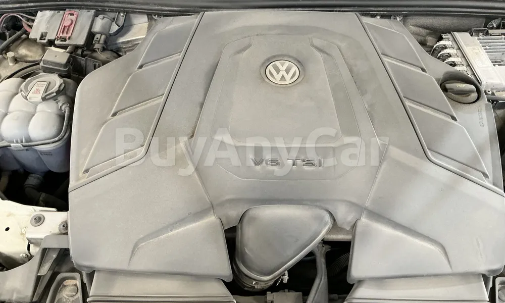 Vehicle photo 6