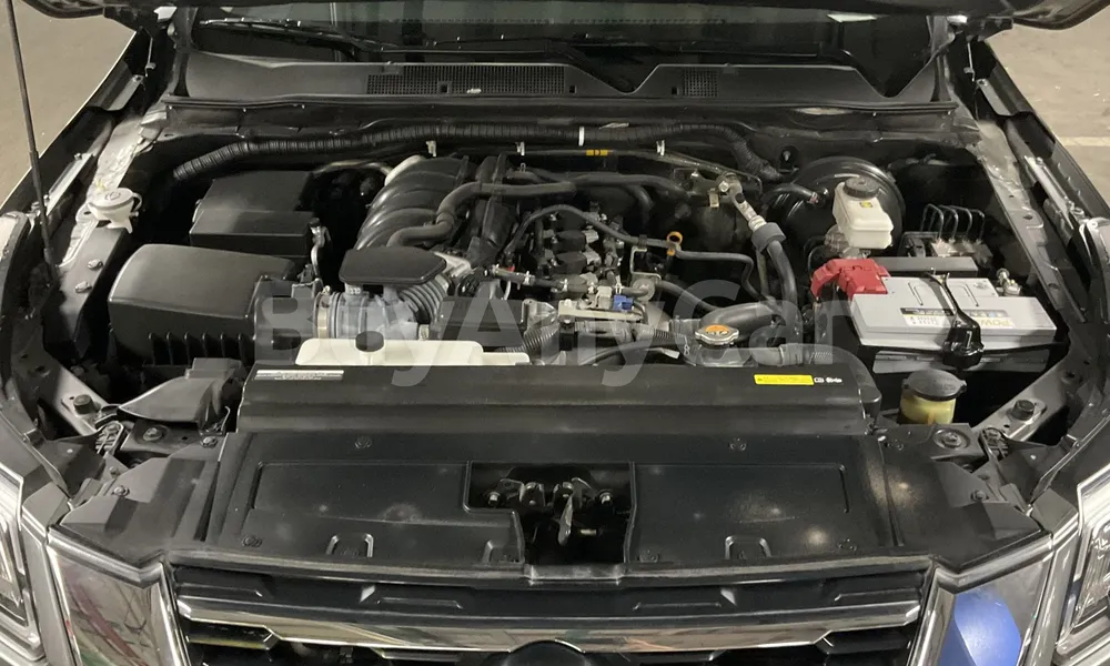 Vehicle photo 7