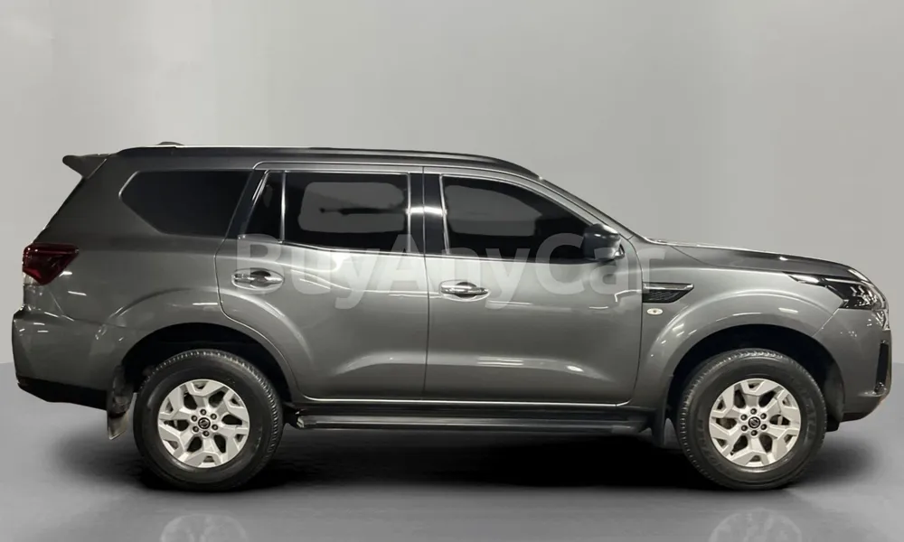 Vehicle photo 3