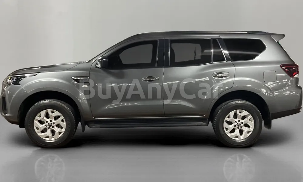 Vehicle photo 4
