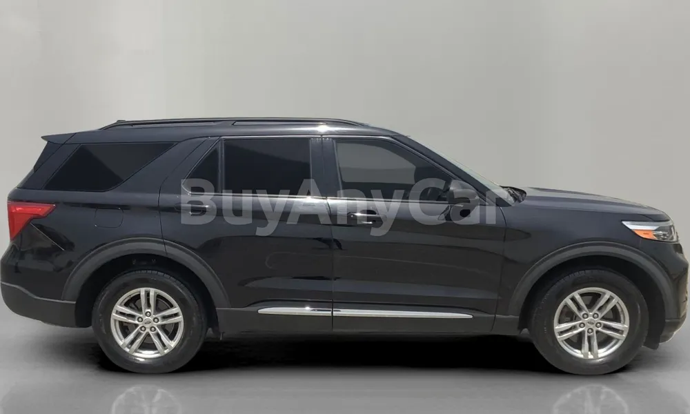 Vehicle photo 3