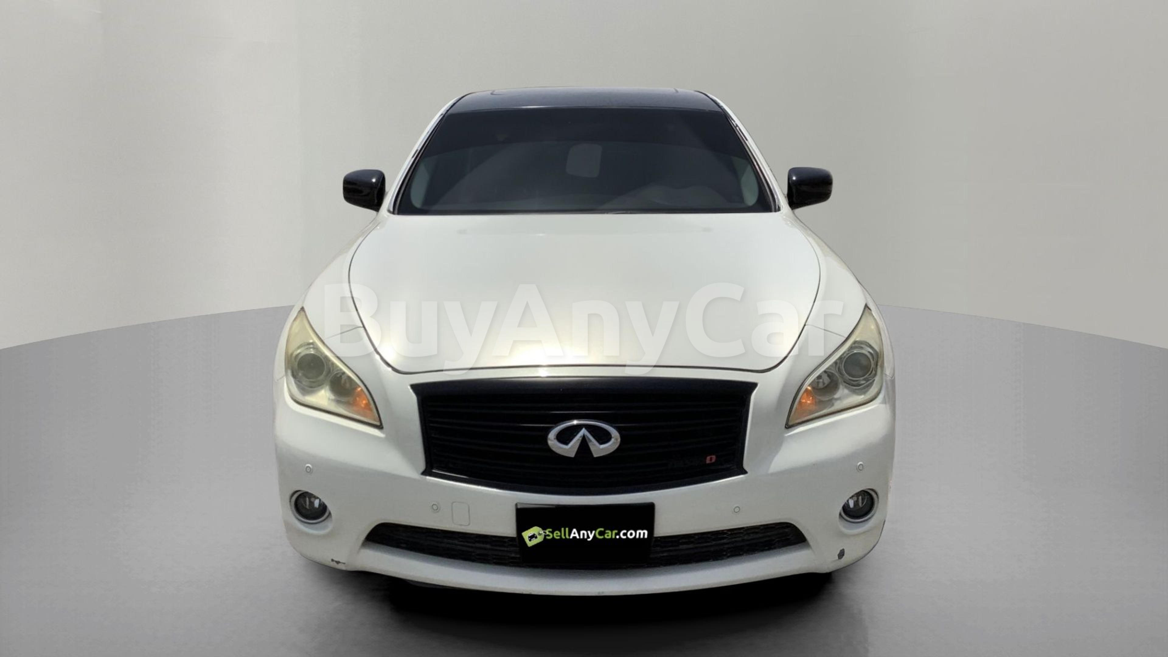 2013 Infiniti M