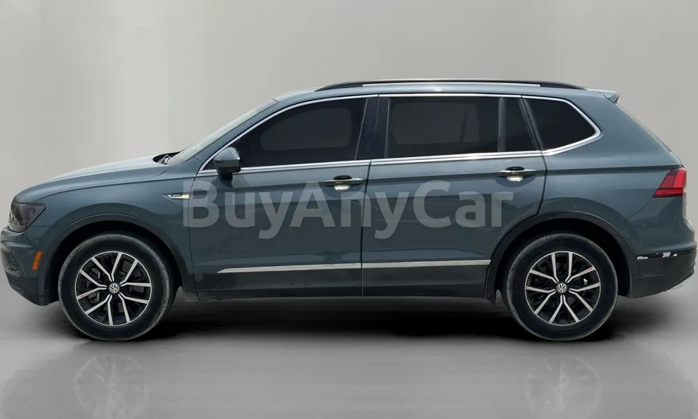 Vehicle photo 4