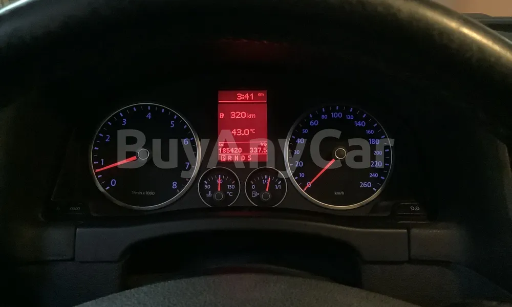 Vehicle photo 6