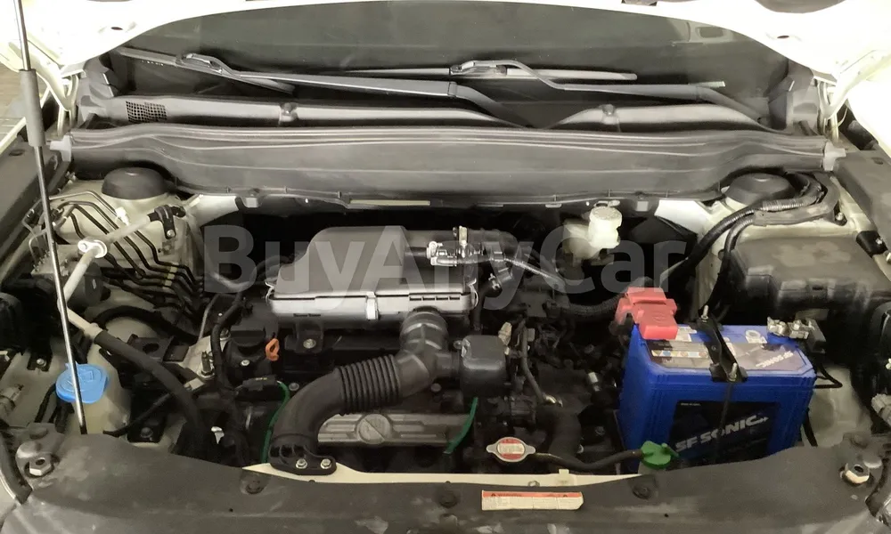 Vehicle photo 6
