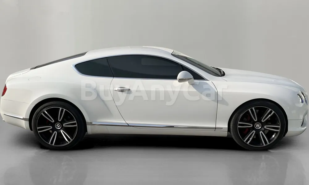 Vehicle photo 3