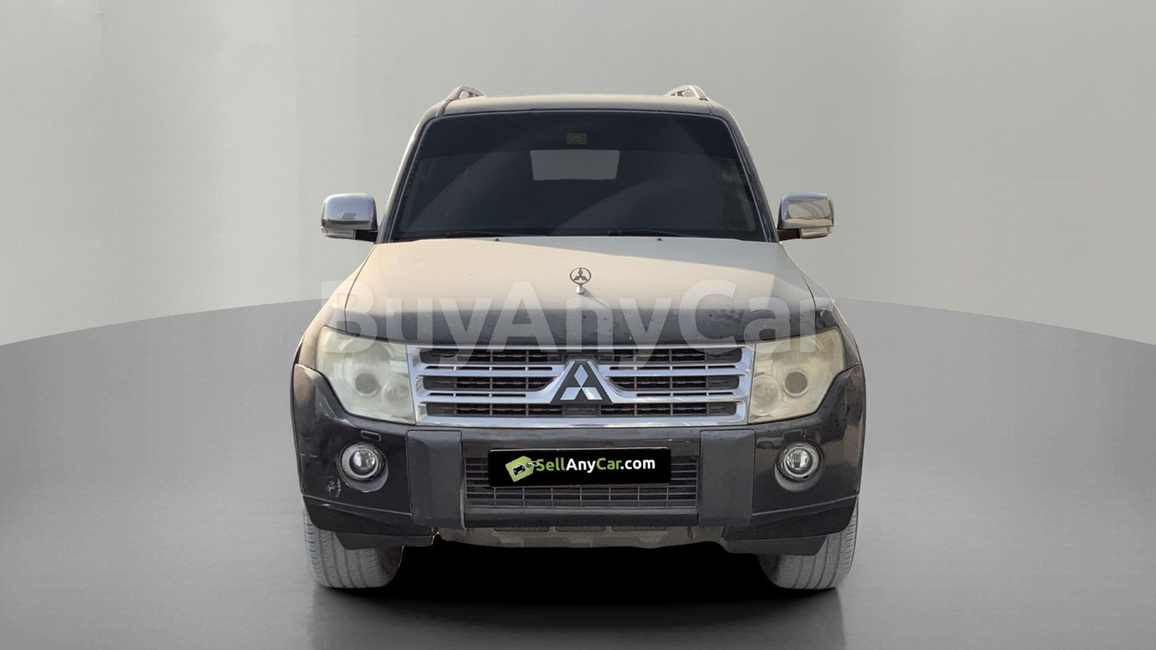 Mitsubishi Pajero 2010