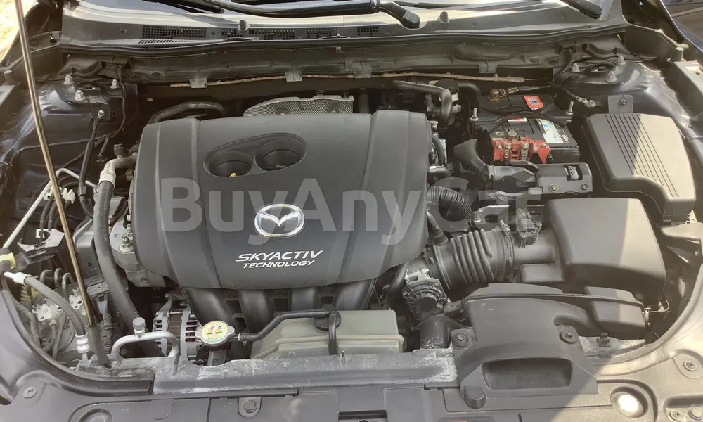 Vehicle photo 6