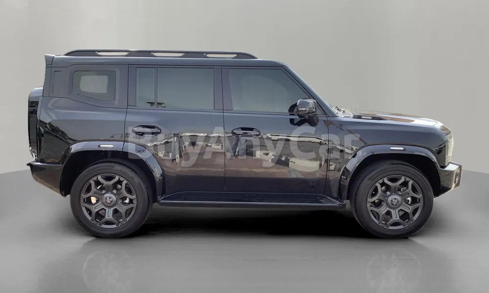 Vehicle photo 3