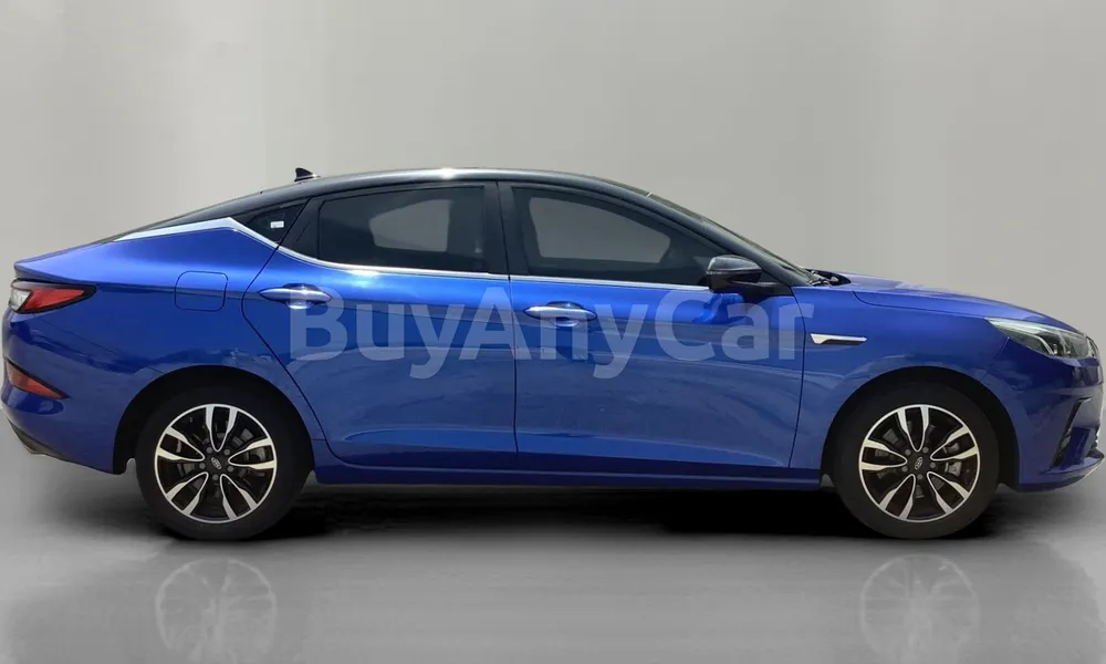 Vehicle photo 4