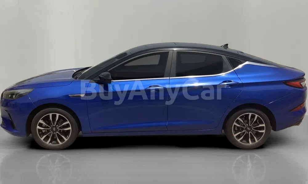 Vehicle photo 3