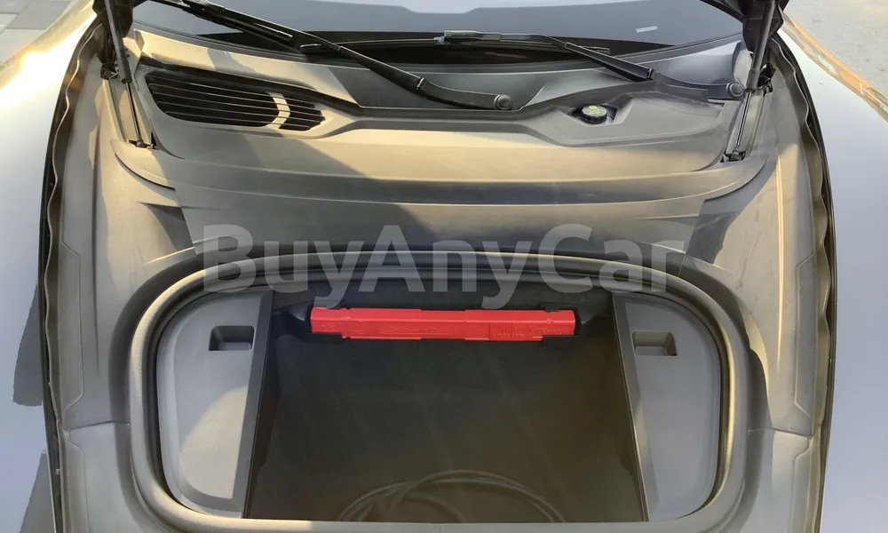 Vehicle photo 7