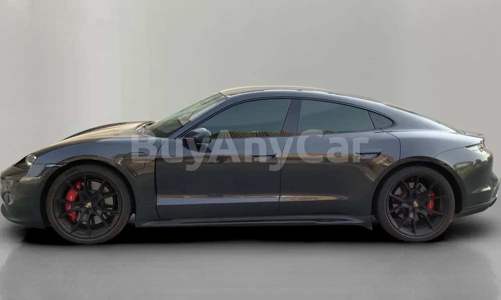 Vehicle photo 4