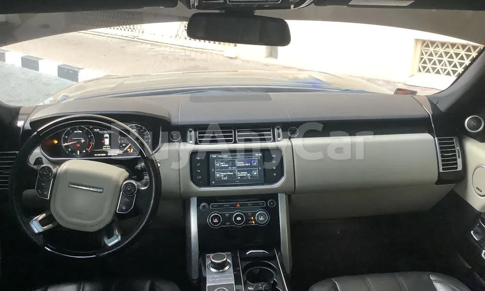 Vehicle photo 8