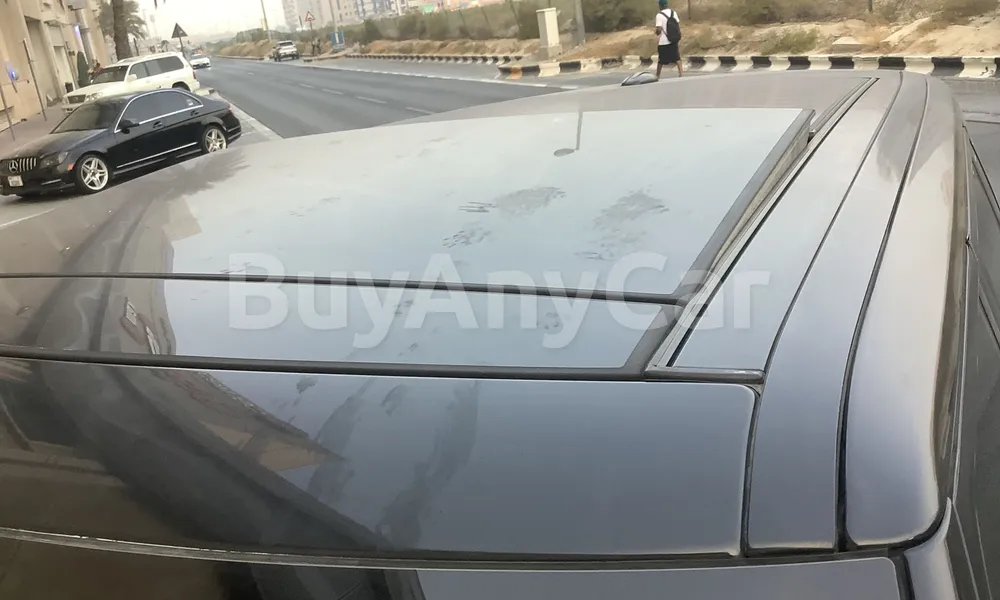 Vehicle photo 7