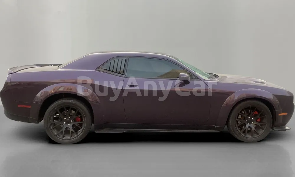 Vehicle photo 4