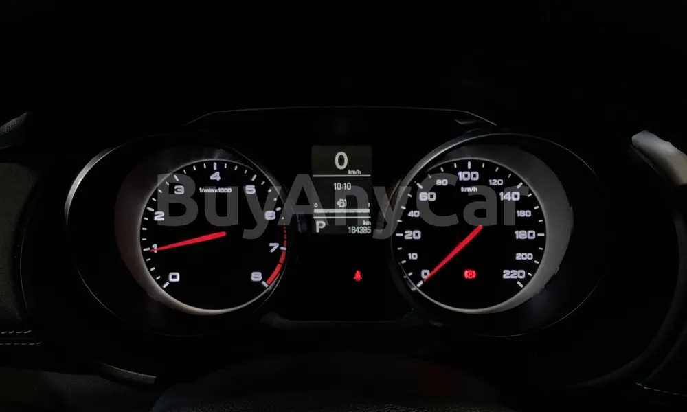 Vehicle photo 6