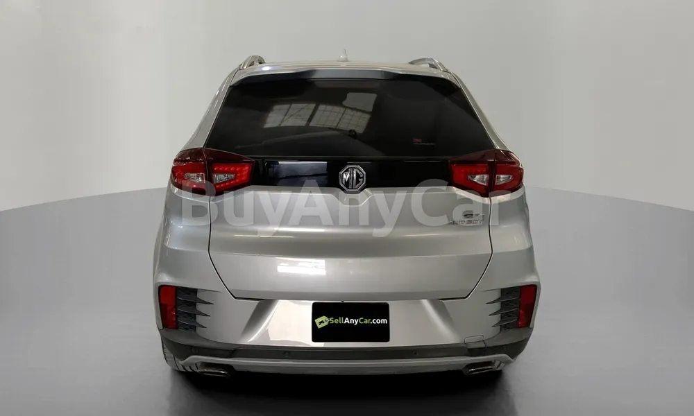 Vehicle photo 2