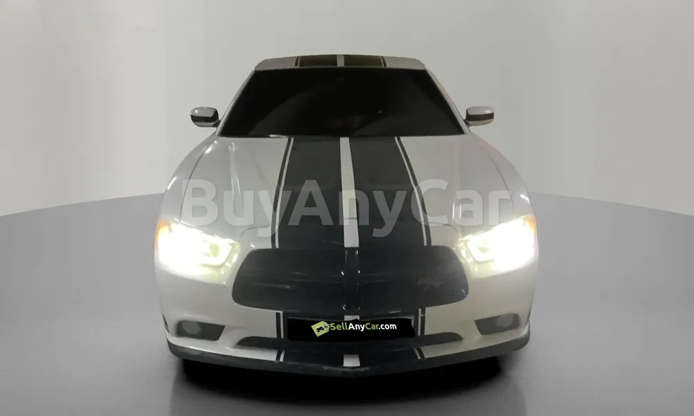 Vehicle photo 1