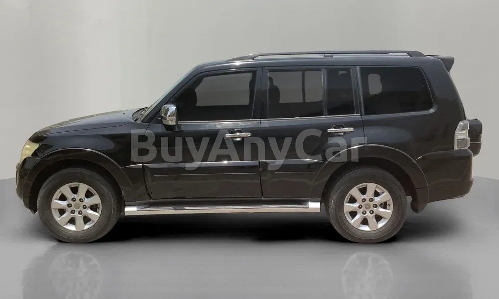 Vehicle photo 5