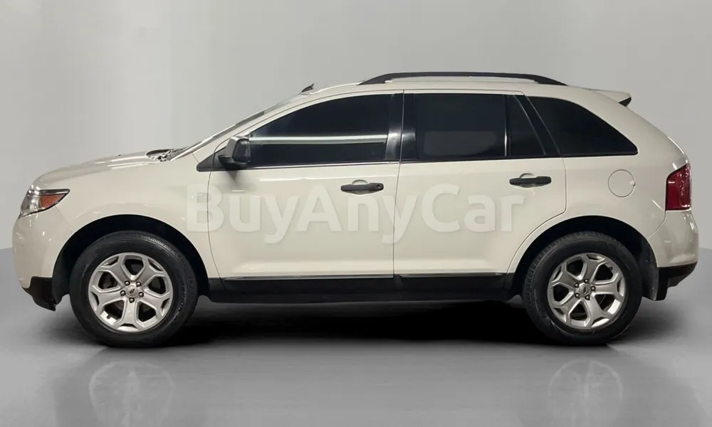 Vehicle photo 4
