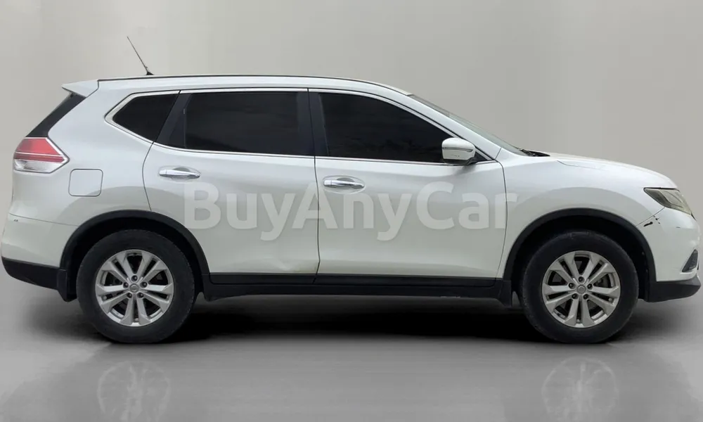 Vehicle photo 3