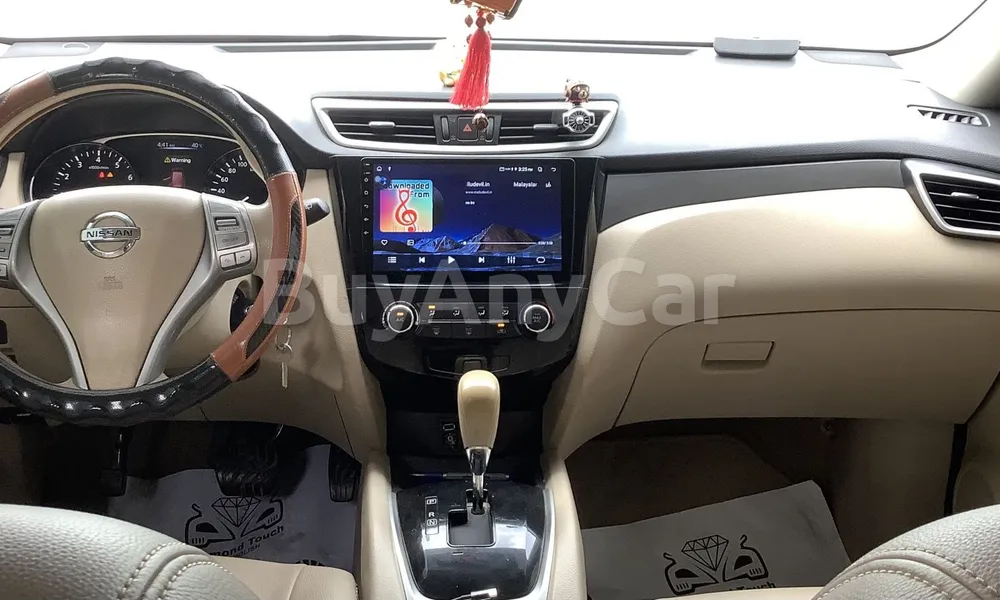 Vehicle photo 8