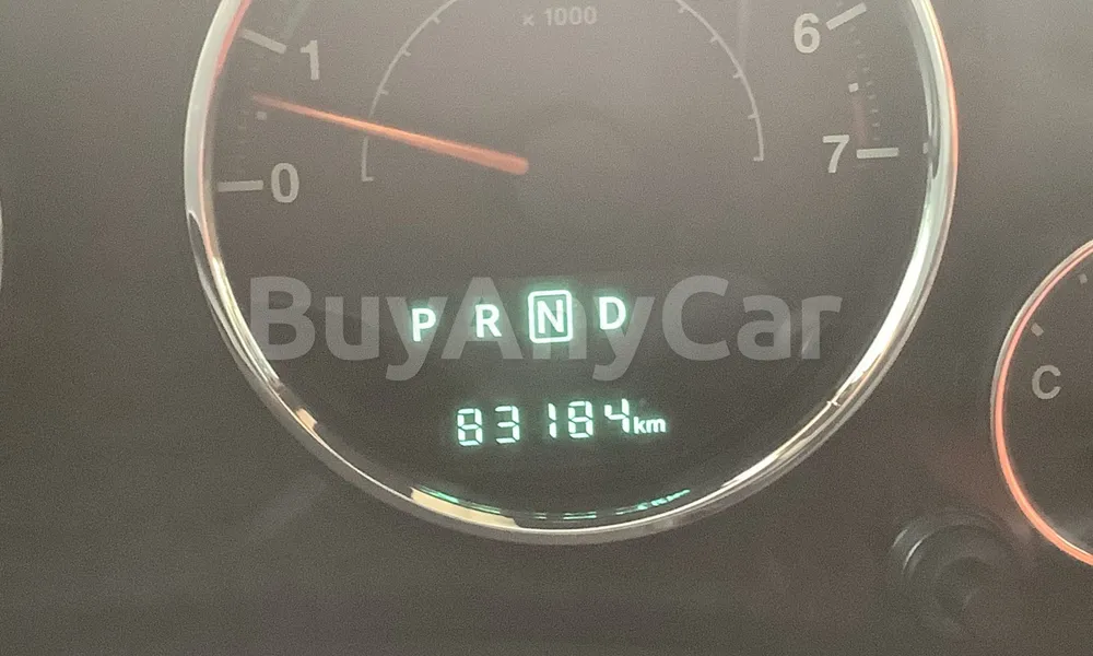 Vehicle photo 6