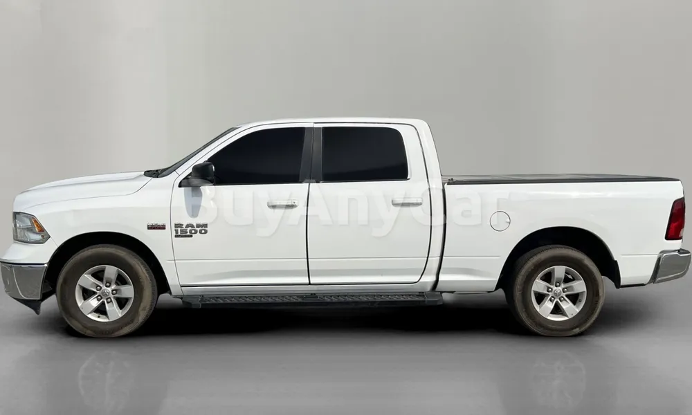 Vehicle photo 4