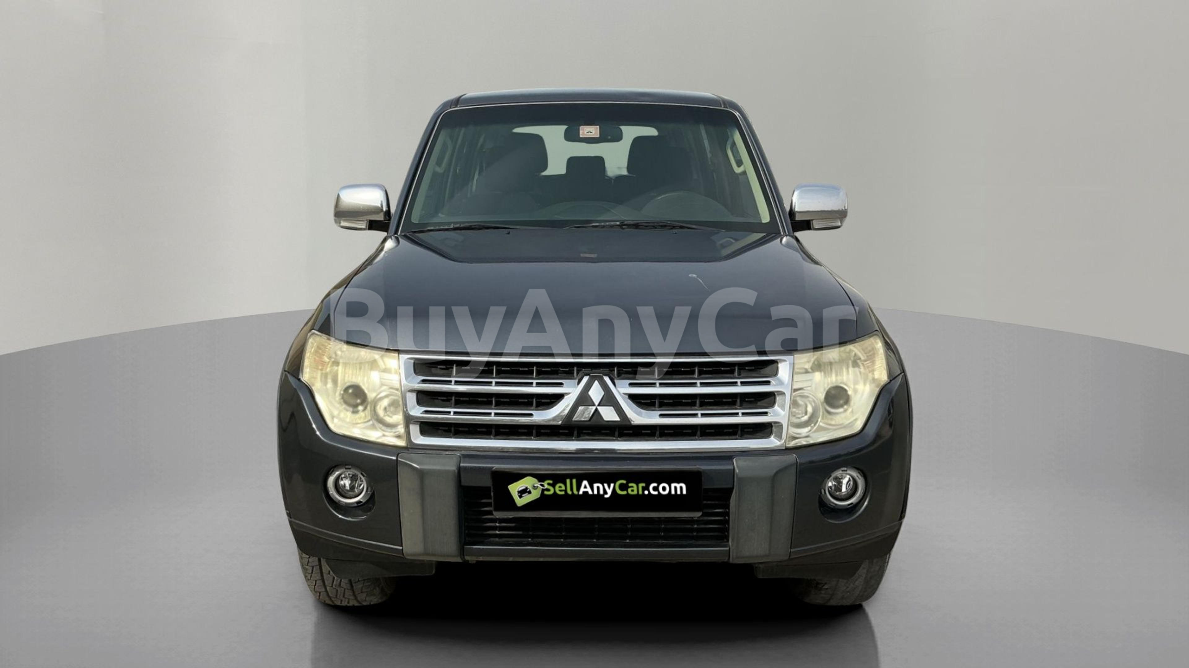 2010 Mitsubishi Pajero