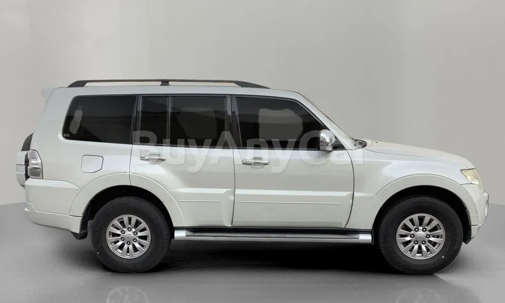 Vehicle photo 3